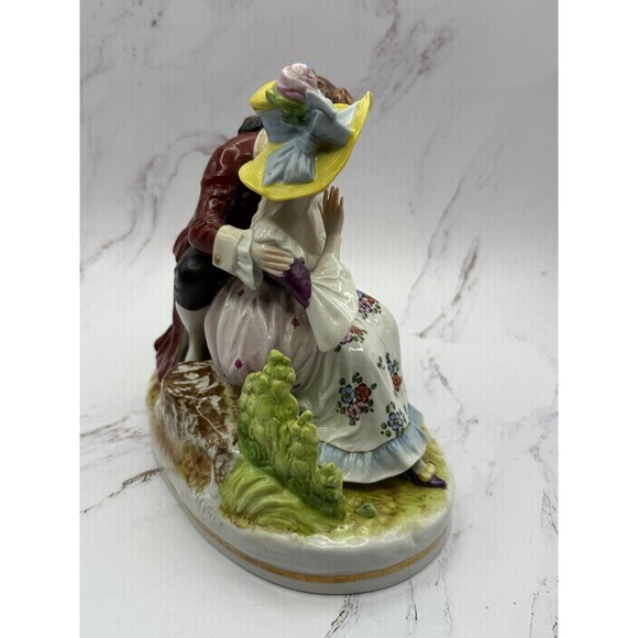 Kister Scheibe #10668 German Porcelain Figurine “Courtship Scene” -Read - Picture 2 of 16